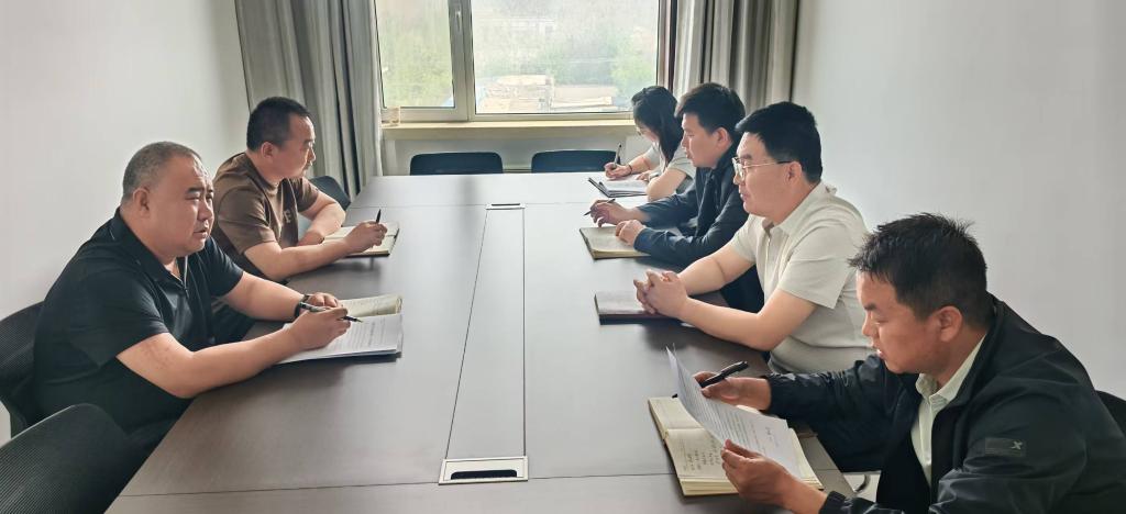 张掖试验站（场）召开党委会议专题学习2025年度院管领导班子和领导干部考核讲评会议精神